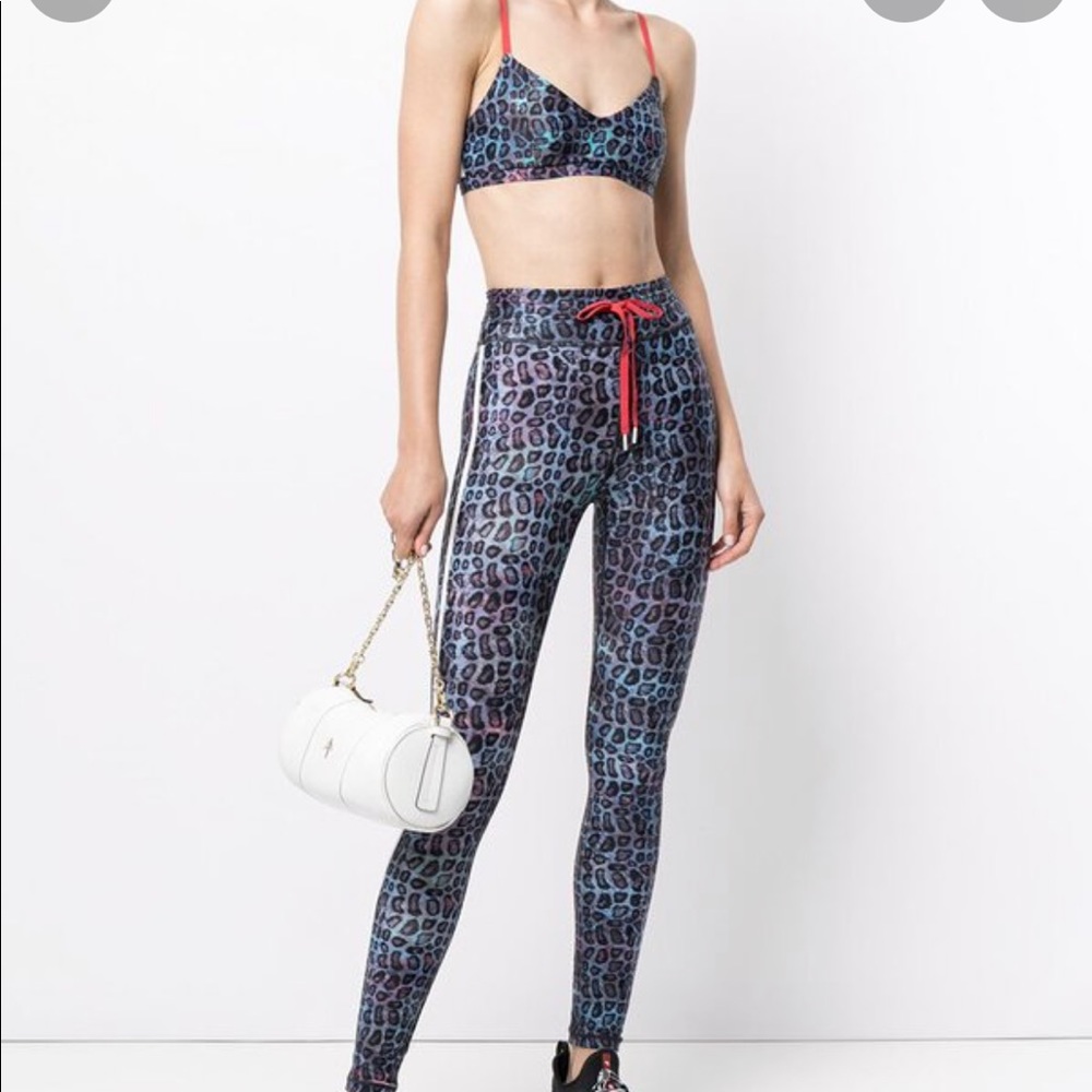 The upside workout set. Blue leopard